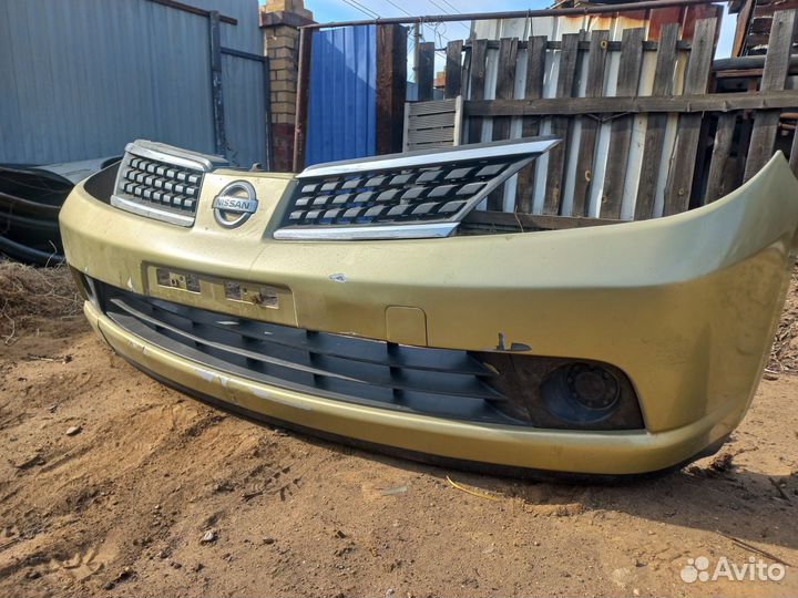 Продам бампер передний ниссан тиида