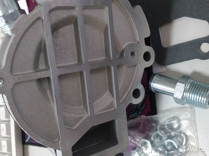 Помпа 402 двигатель новая