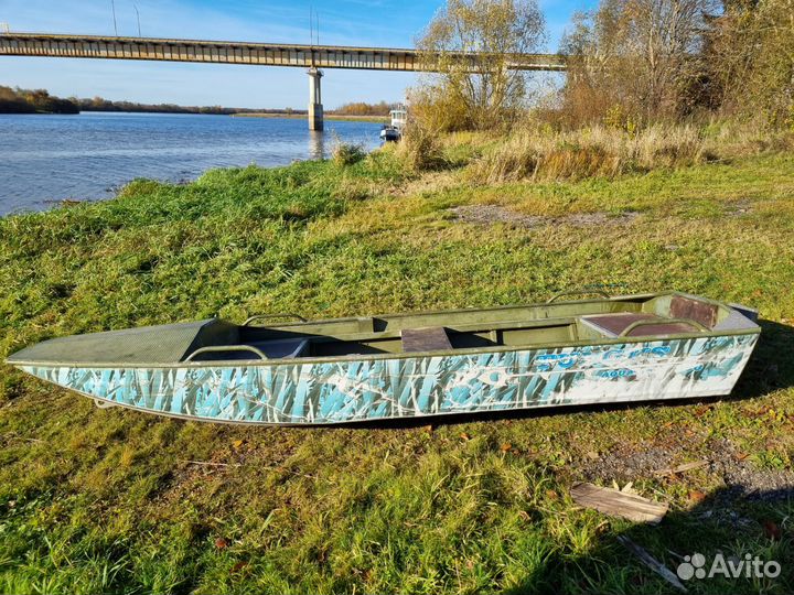 Моторная лодка Тунгус