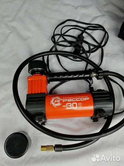 Автомобильный компрессор агрессор