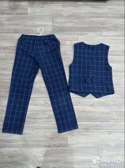 Костюм классический детский брюки жилетка