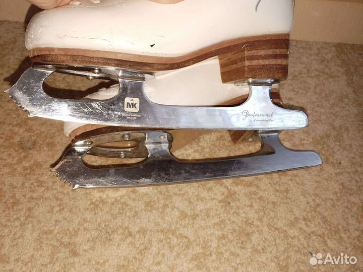 Фигурные коньки jackson 30 - 31