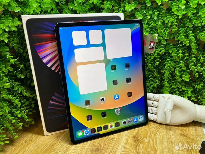 Apple iPad Pro 12.9 2021 M1 LTE 128GB. На гарантии