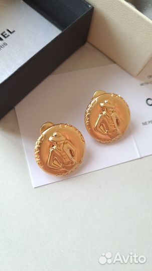 Серьги chanel
