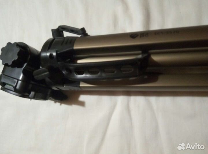 Штатив для фотоаппарата