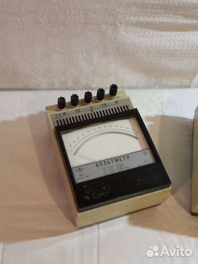 Вольтметр 35-31