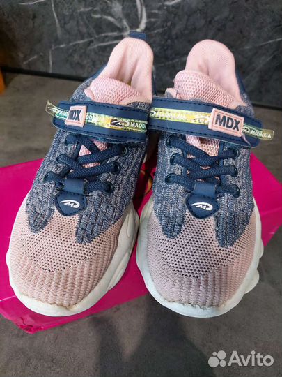 Кроссовки для девочки 32