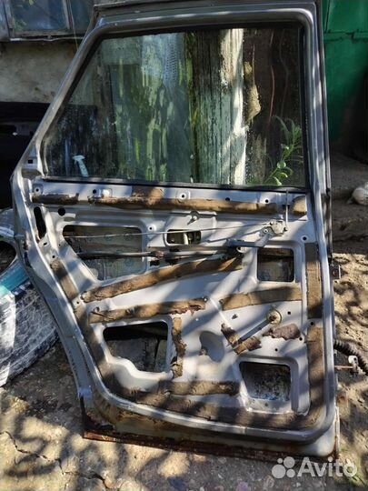 Задняя дверь на ваз 2112