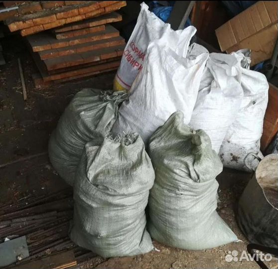 Опилки с куриным помётом, навозом