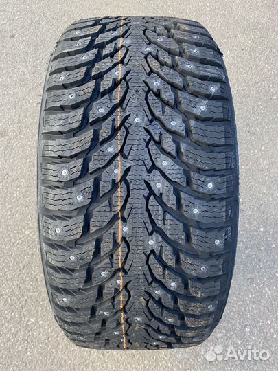Nokian Tyres Hakkapeliitta 9 SUV 275/40 R21 107T