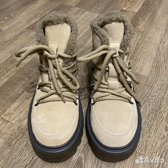 Ботинки женские зимние 38 размера