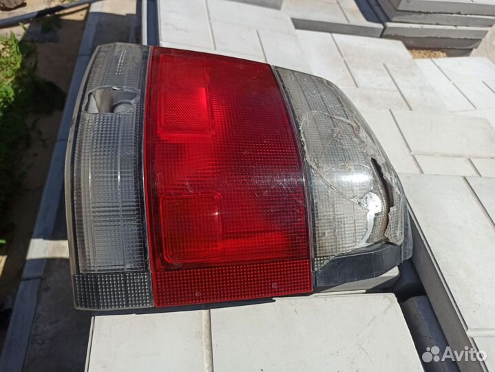 Фонарь задний правый subaru forester