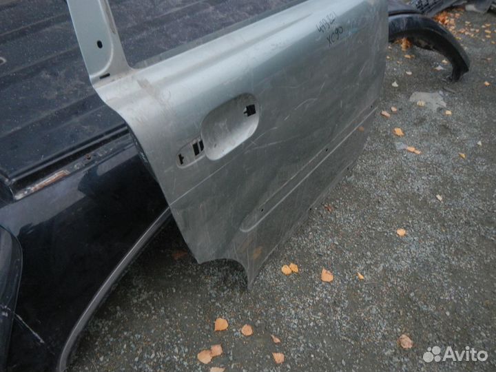 Дверь задняя правая Volvo XC90