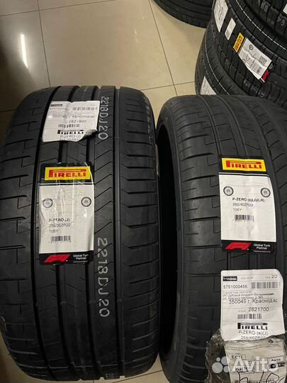 Pirelli P Zero 265/40 R22 и 295/35 R22 106Y