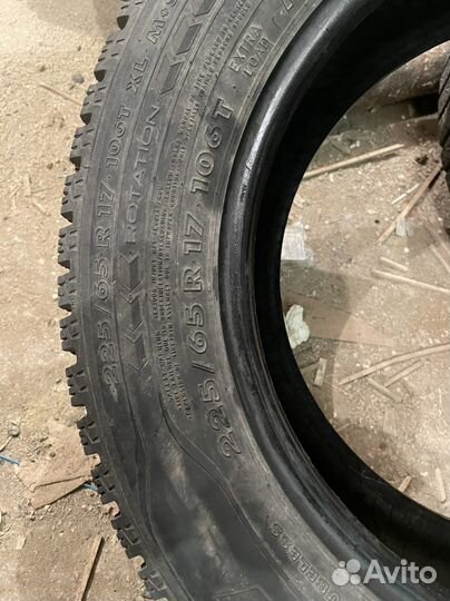 Accelera 651 2.25/65 R17