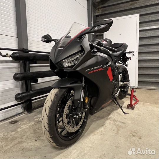 Honda CBR 1000 RR/RA Fireblade