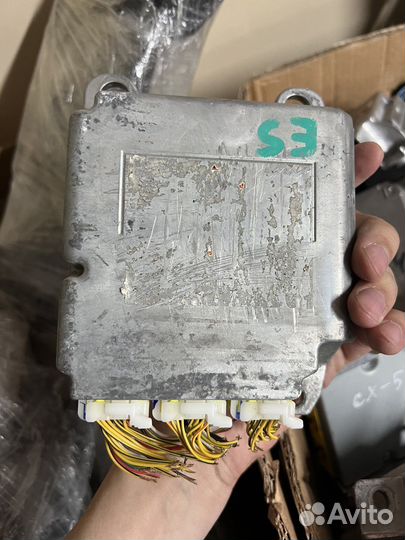 Блок srs Лексус Ес 7 2020