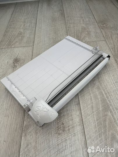 Резак для бумаги сабельный Docrafts Xcut