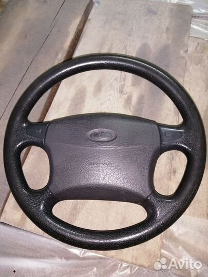 Руль Приора с заводской подушкой