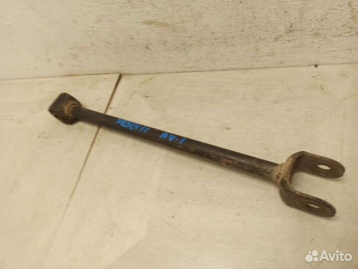 Тяга задняя продольная