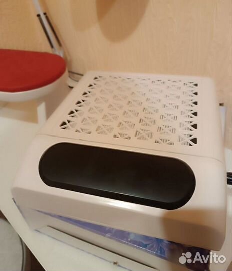 Маникюрный пылесос