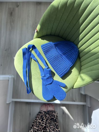 Шапка и варежки