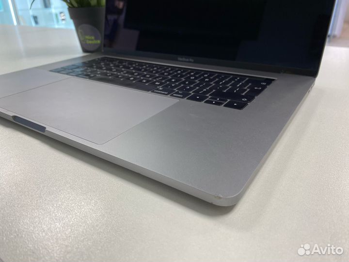 Macbook Pro 15 2017 16/256GB Space Gray