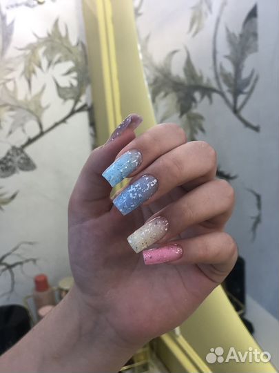 Маникюр и педикюр