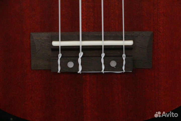 Страстная укулеле фирмы Belucci