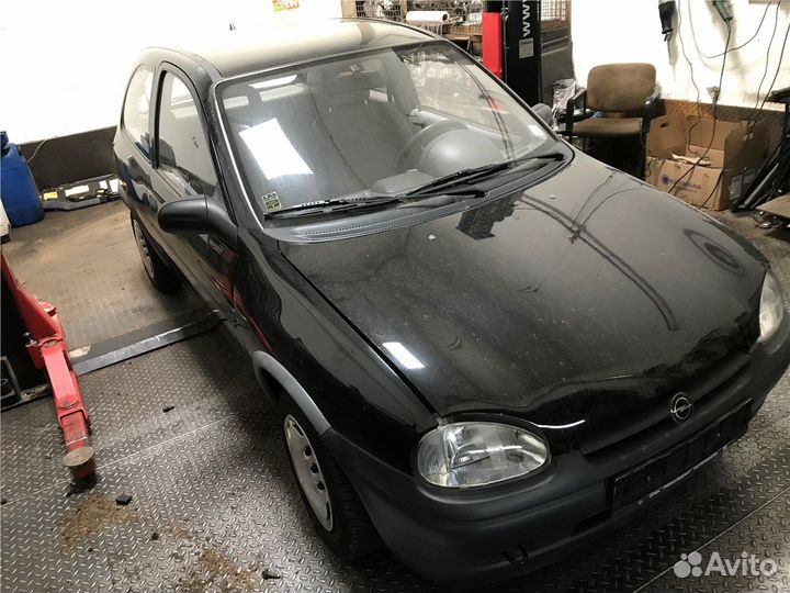 Разбор на запчасти Opel Corsa B 1993-2000