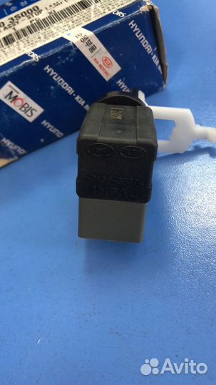 Датчик стоп сигнала KIA Ceed 12,Rio 4,IX-35