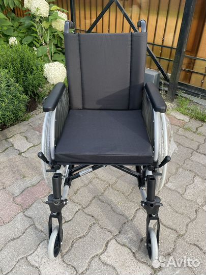 Коляска инвалидная