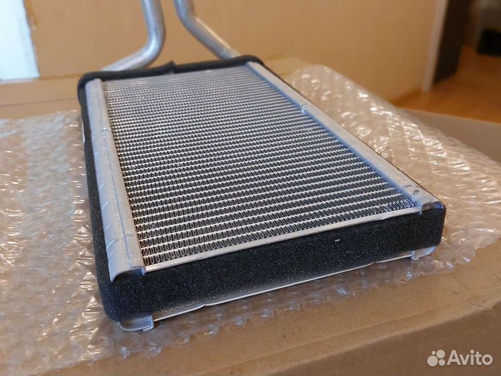 Радиатор печки Journey Caliber Compass Sebring