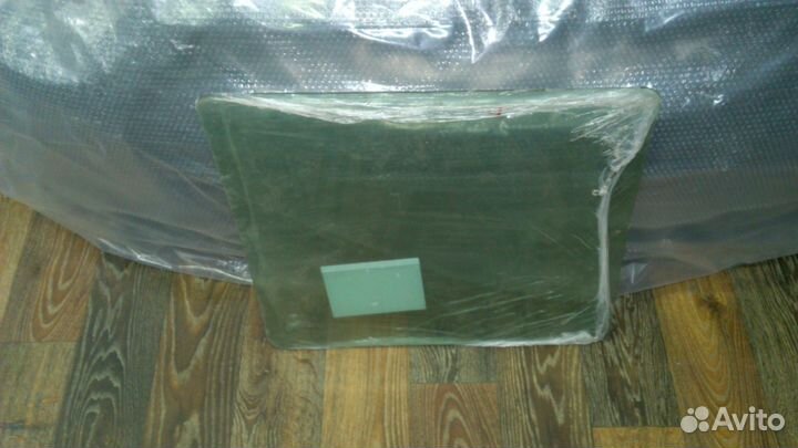 Автостекло заднее левое Volvo 850