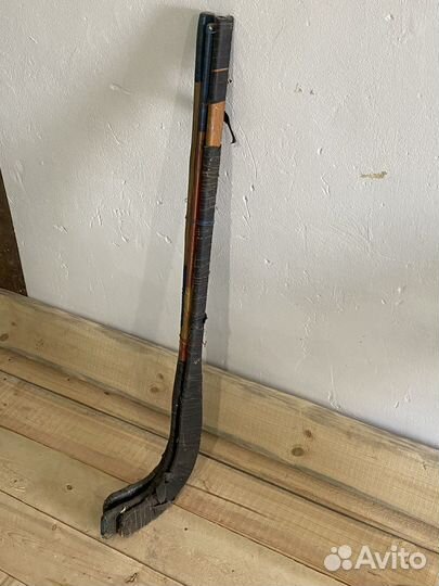 Клюшка хоккейная