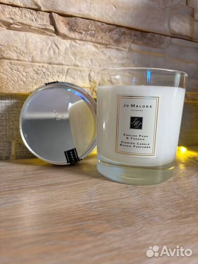 Jo Malone свеча english pear & freesia 200 гр