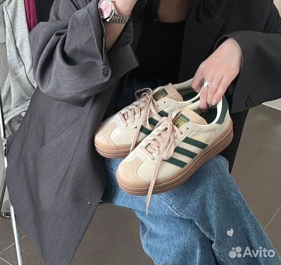 Кроссовки женские Adidas Gazelle Bold