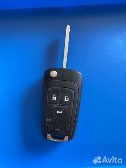 Автомобильный ключ Шевроле отдам за шоколадку