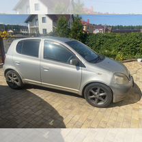 Toyota Vitz 1.0 AT, 2001, 290 000 км, с пробегом, цена 365 000 руб.