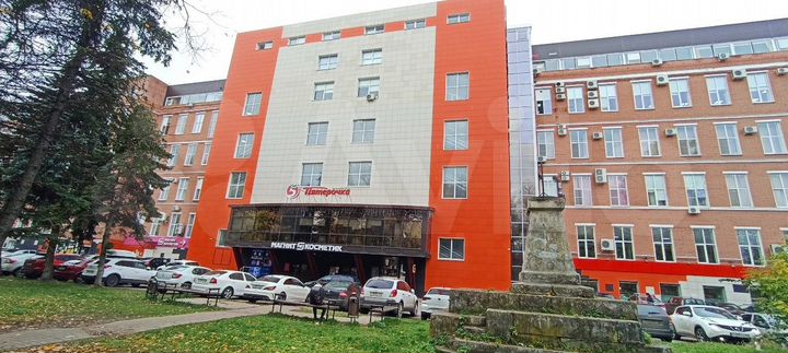 Свободного назначения, 1352.8 м²