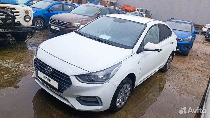 Hyundai Solaris 1.4 AT, 2018, 220 000 км