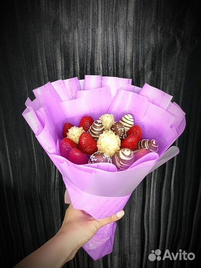 Букет из клубники в шоколаде