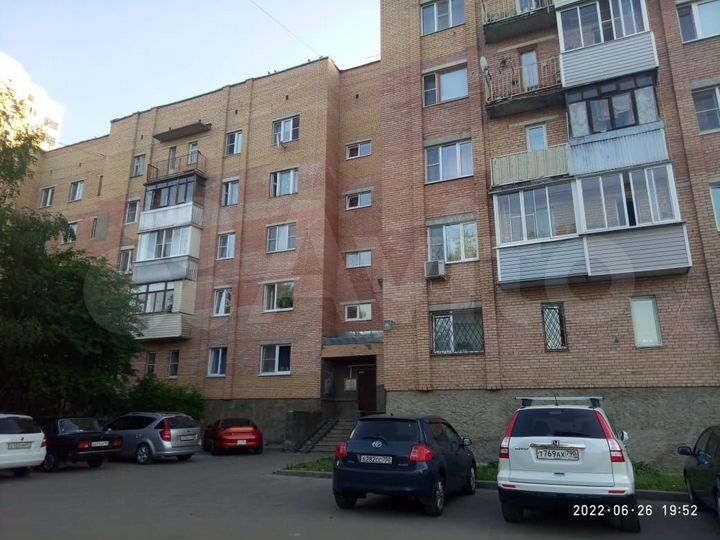 2-к. квартира, 51 м², 5/5 эт.