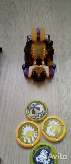 Игрушки дикие скричеры