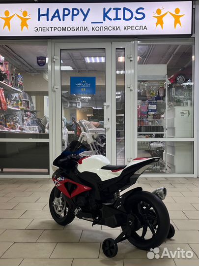 Детский мотоцикл BMW HP4 Race