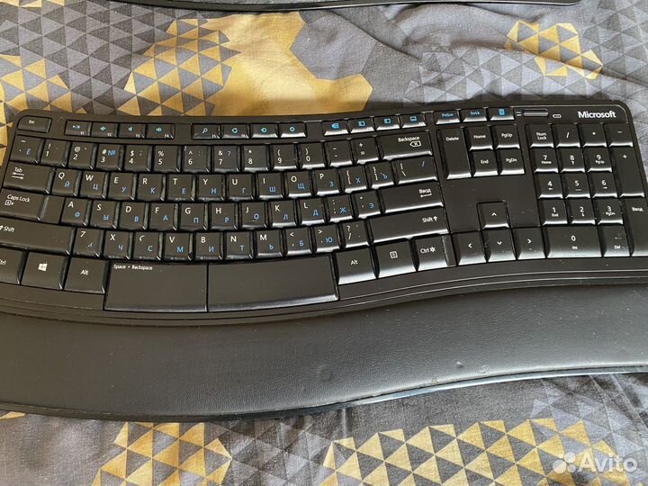 Клавиатура беспроводная Microsoft Sculpt Comfort