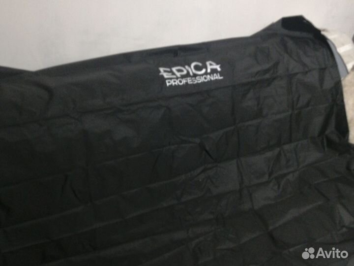 Расчёска для фена и пеньюар парикмахерская