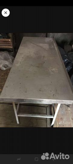 Холодильник бу и стол разделочный