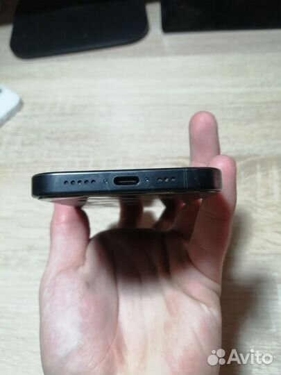 iPhone 15 pro 128gb esim