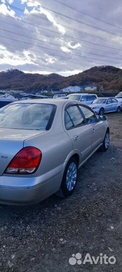 Фонарь правый Nissan Bluebird Sylphy QG10 QG18DE